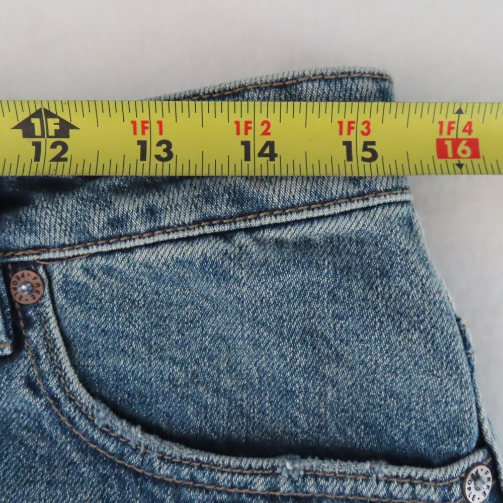 We the Free Zip it Up Denim Mini Skirt Distressed Frayed Raw Hem Blue Size 28 - Picture 11 of 12